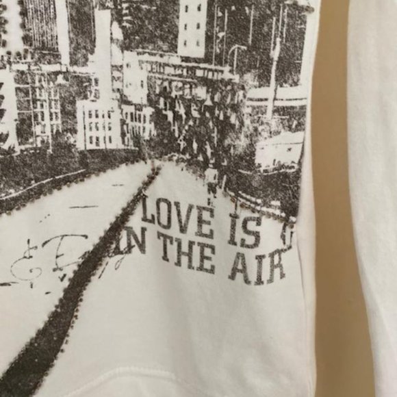 COMPAGNIA ITALIANA, WHITE LONG SLEEVE V-NECK TOP S - Picture 2 of 5